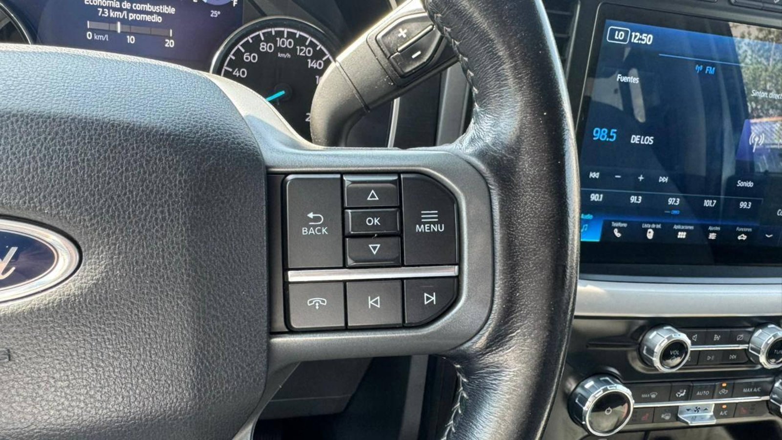 Ford F-150 2023 - Imagen 17 de 20
