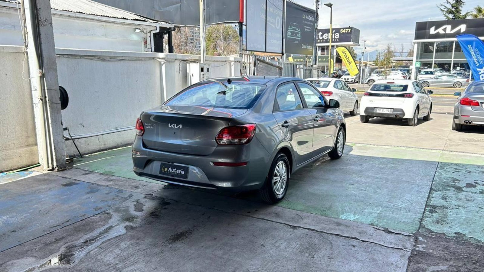 Kia SOLUTO 2026 - Imagen 3 de 20