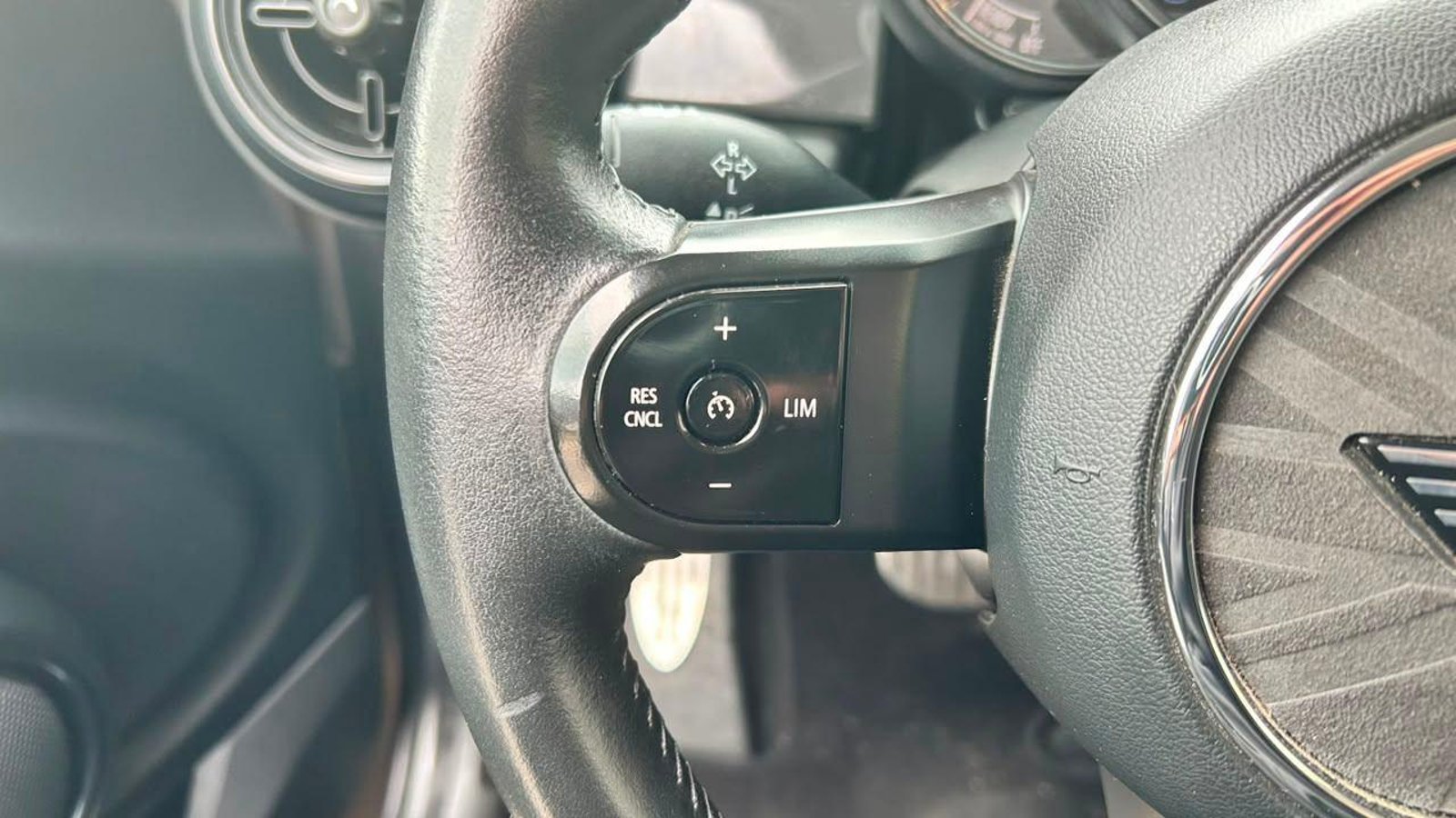 Mini Cooper F56 2023 - Imagen 16 de 20