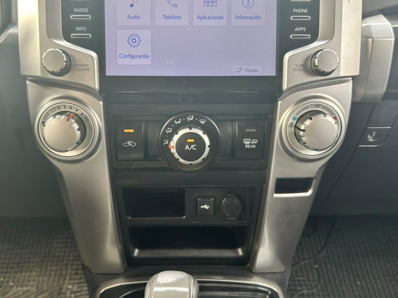 Toyota 4RUNNER 2022 - Imagen 17 de 20