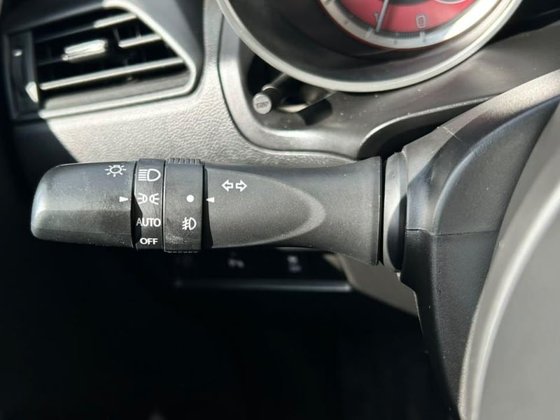 Suzuki SWIFT 2023 - Imagen 20 de 20