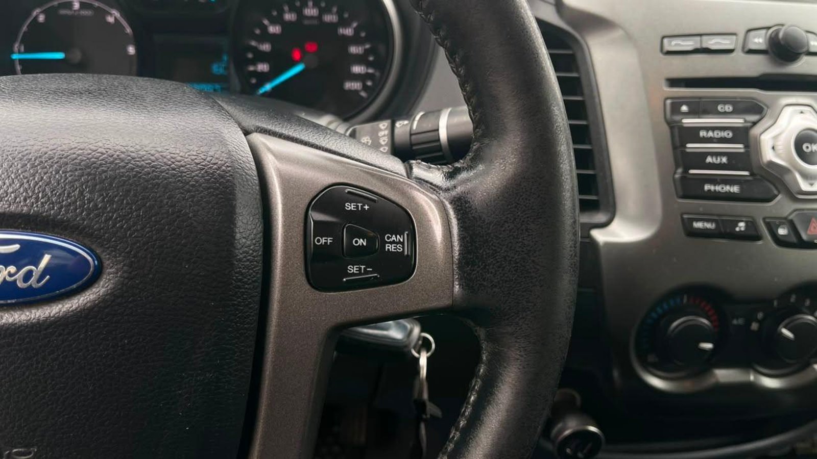 Ford RANGER 2013 - Imagen 14 de 16