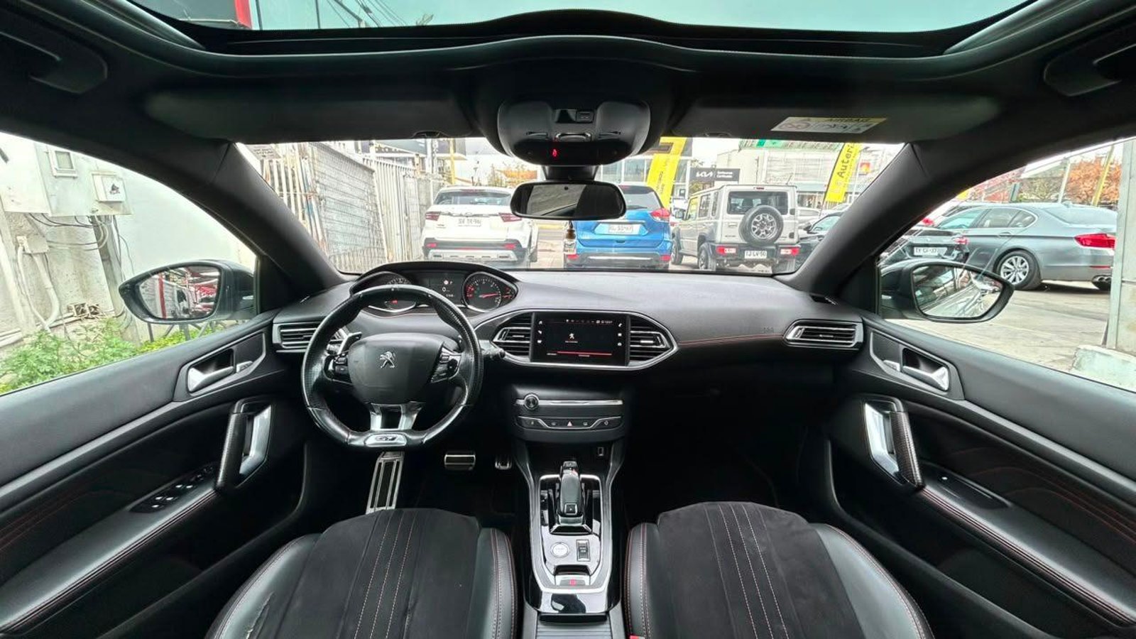 Peugeot 308 2018 - Imagen 12 de 20