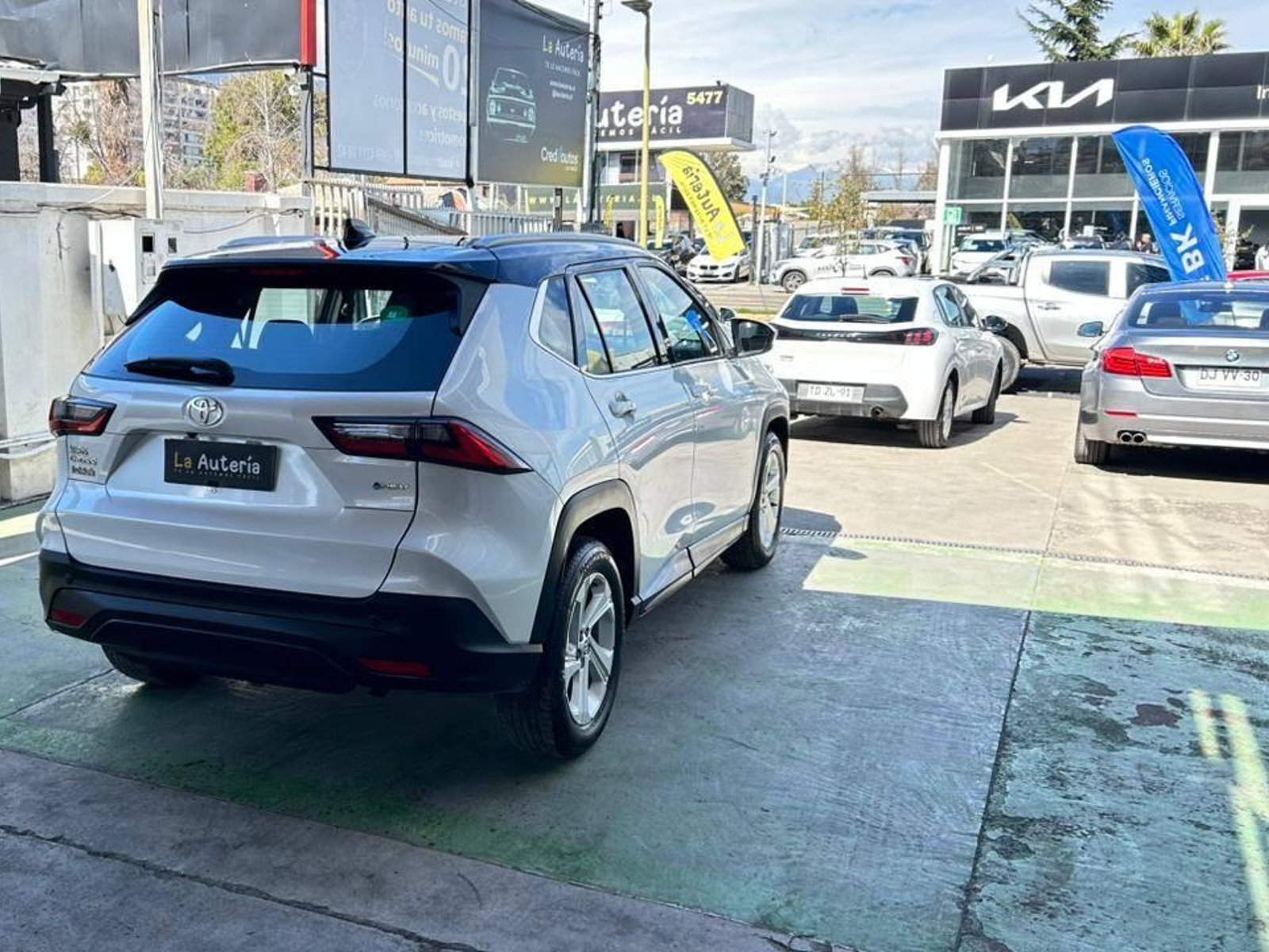 Toyota YARIS CROSS 2026 - Foto 3 de 20