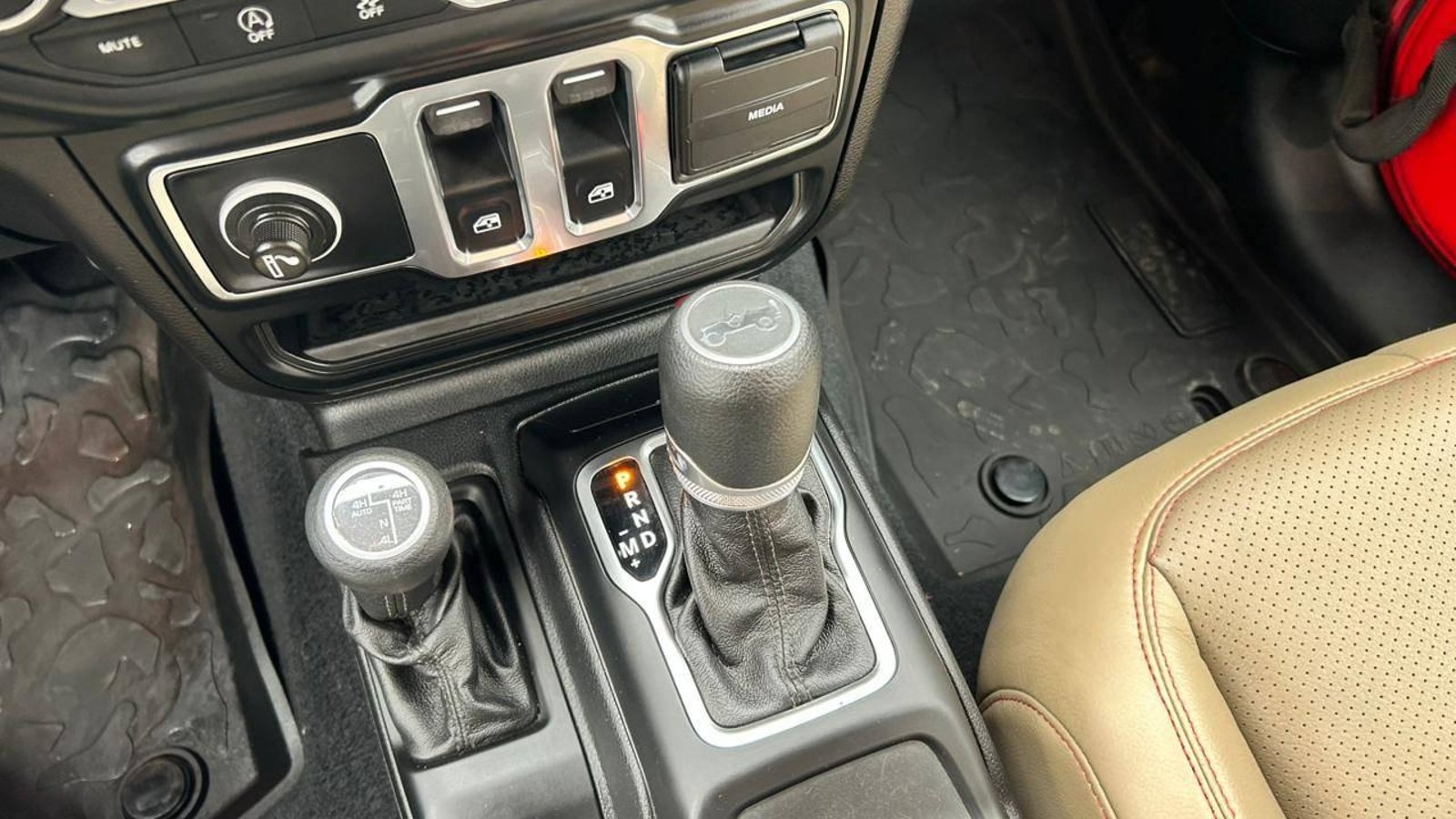 Jeep Wrangler 2020 - Imagen 11 de 20