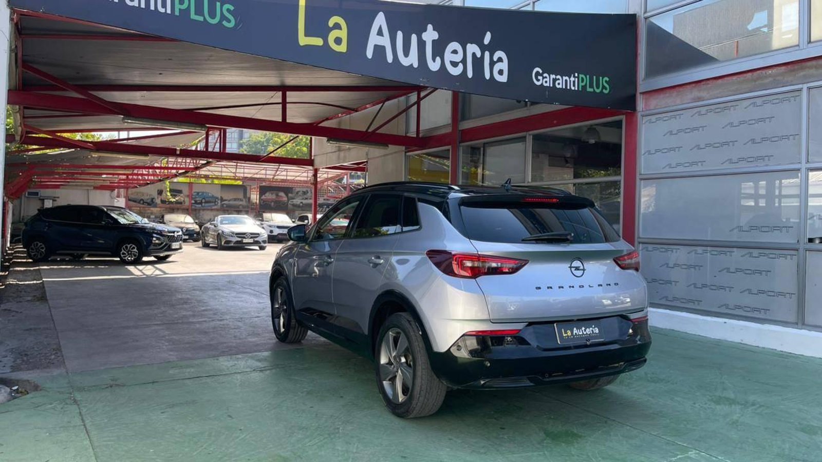 Opel Grandland 2022 - Imagen 4 de 16