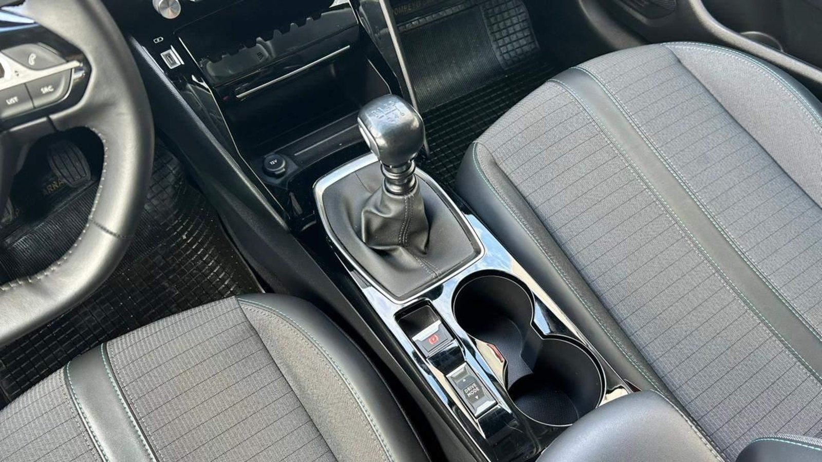 Peugeot 208 2023 - Imagen 14 de 20