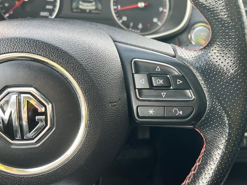 MG ZX 2022 - Imagen 19 de 20