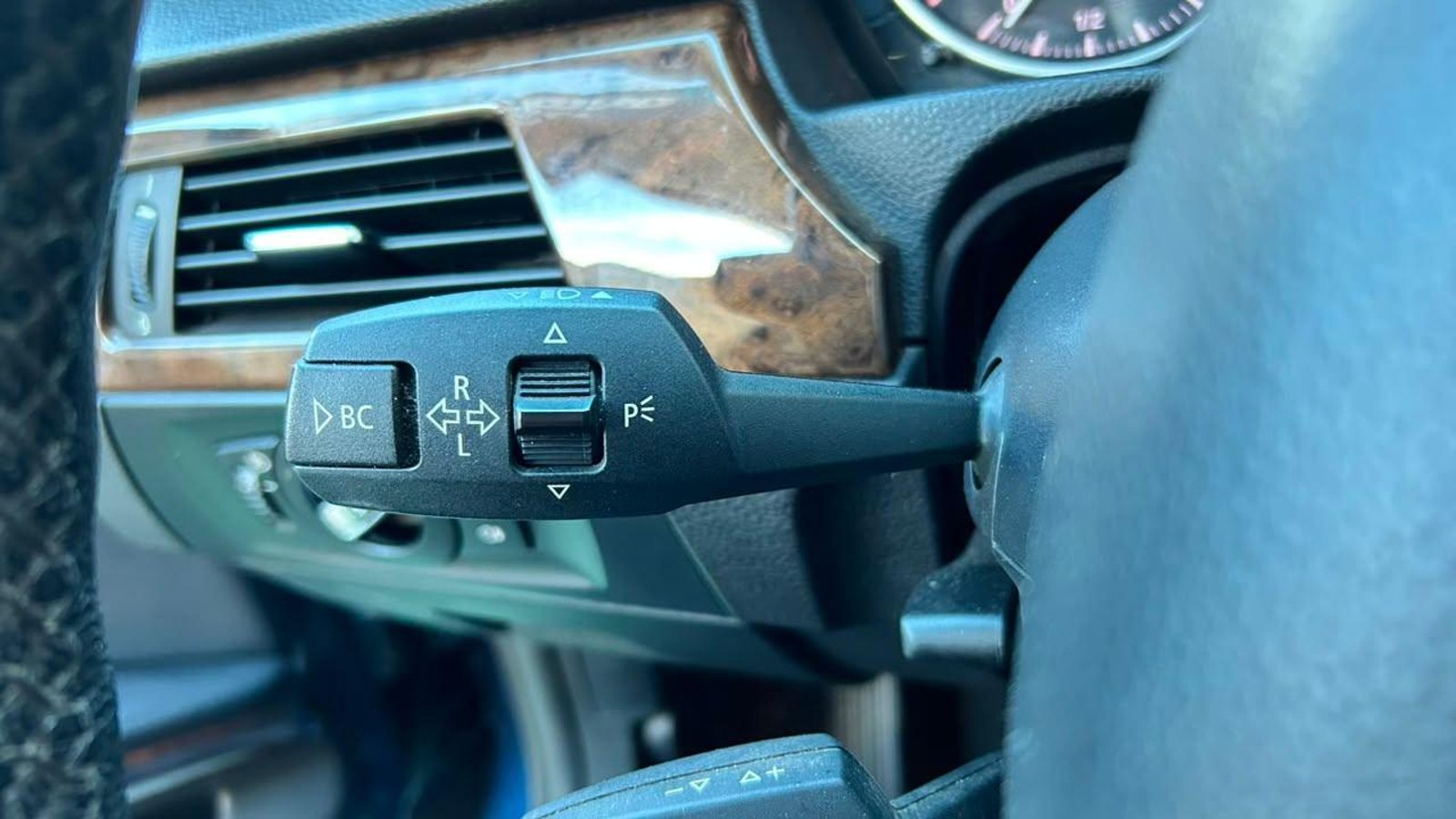 BMW 316I 2012 - Imagen 18 de 20