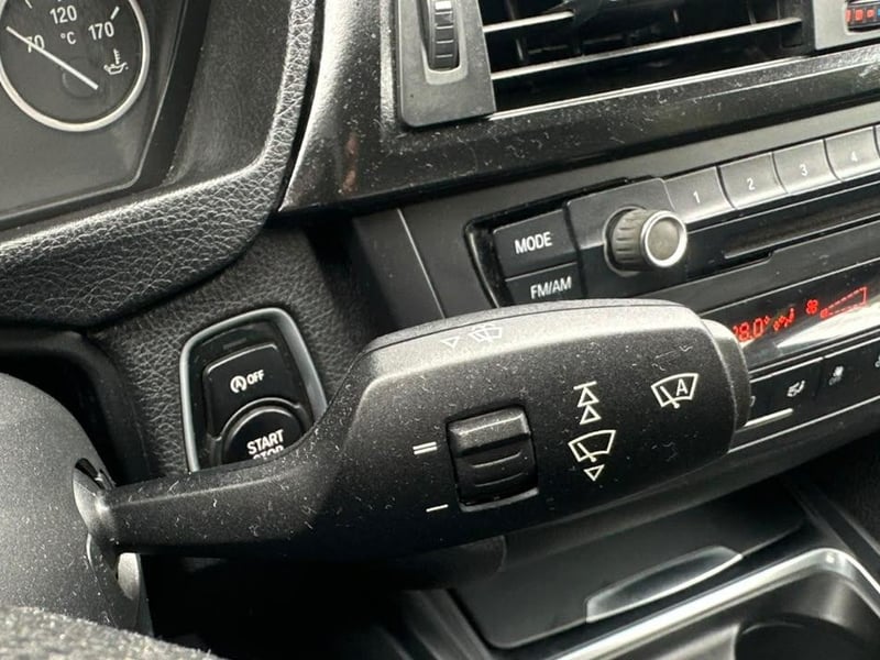 BMW 320I 2013 - Imagen 16 de 20
