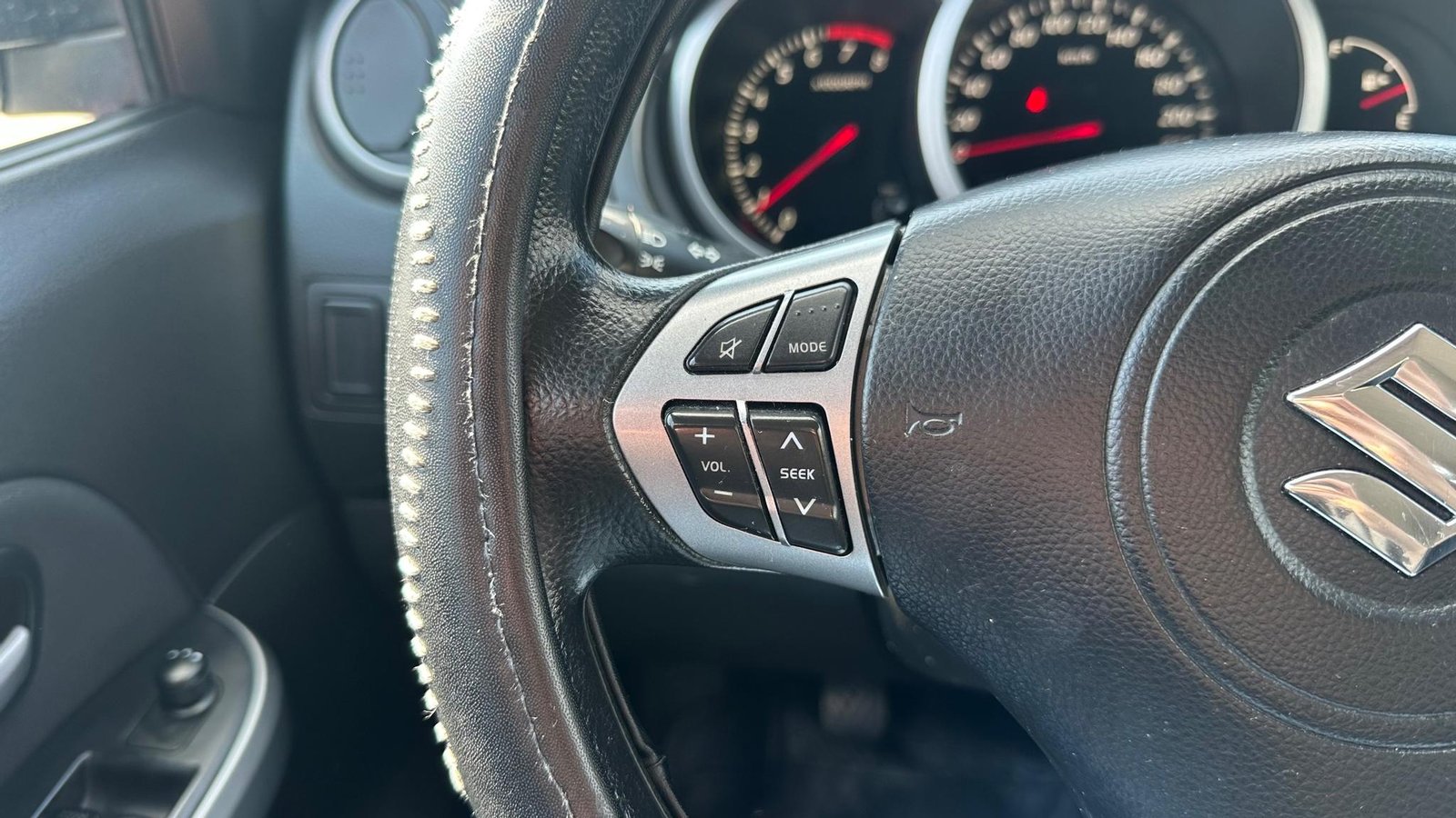 Suzuki GRAND VITARA 2015 - Imagen 15 de 20