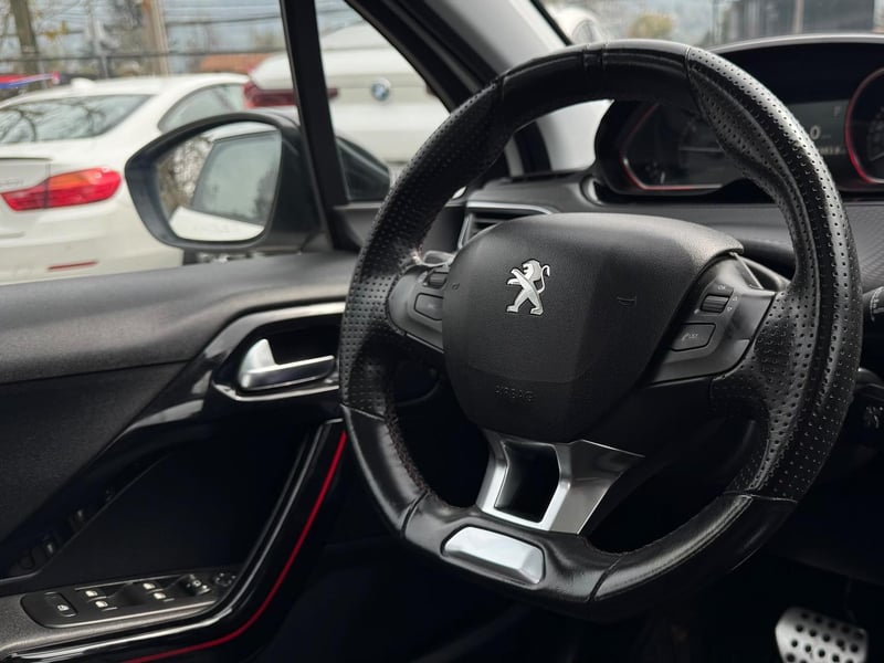 Peugeot 2008 2018 - Imagen 17 de 20