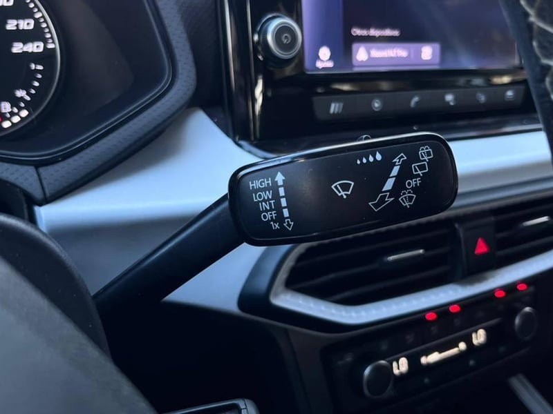 SEAT IBIZA 2023 - Imagen 15 de 16