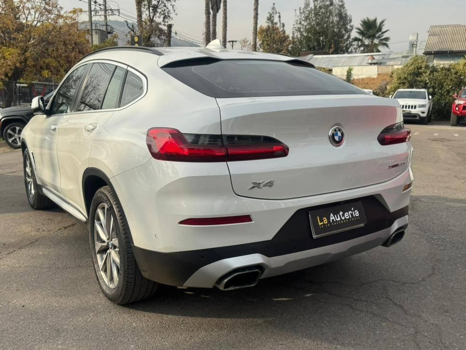 BMW X4 XDRIVE 20I 2022 - Foto 3 de 20