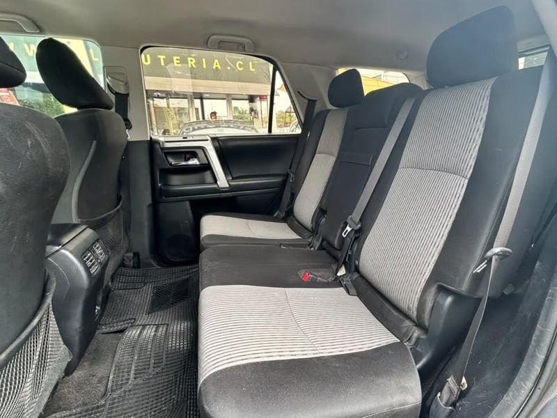 Toyota 4RUNNER 2022 - Imagen 6 de 20