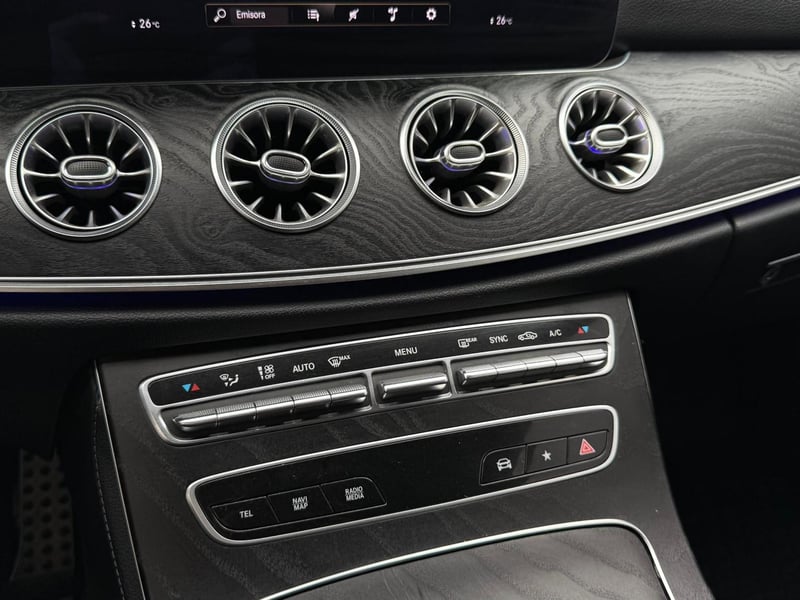 Mercedes-Benz E200 2021 - Imagen 17 de 20
