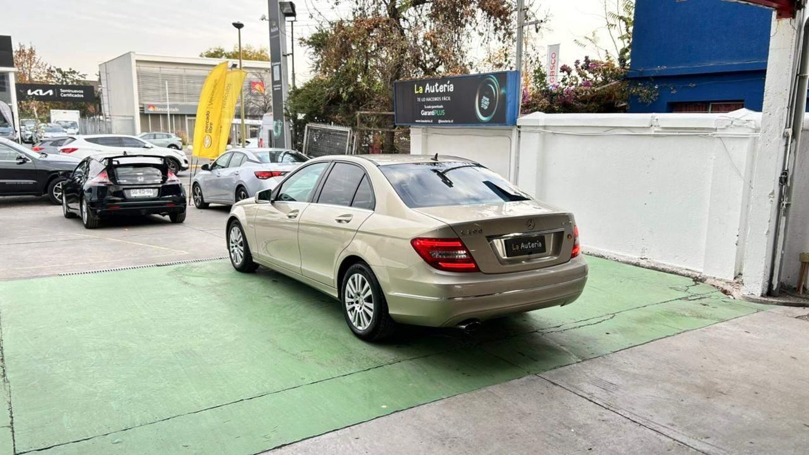 Mercedes Benz C200 2012 - Imagen 4 de 20