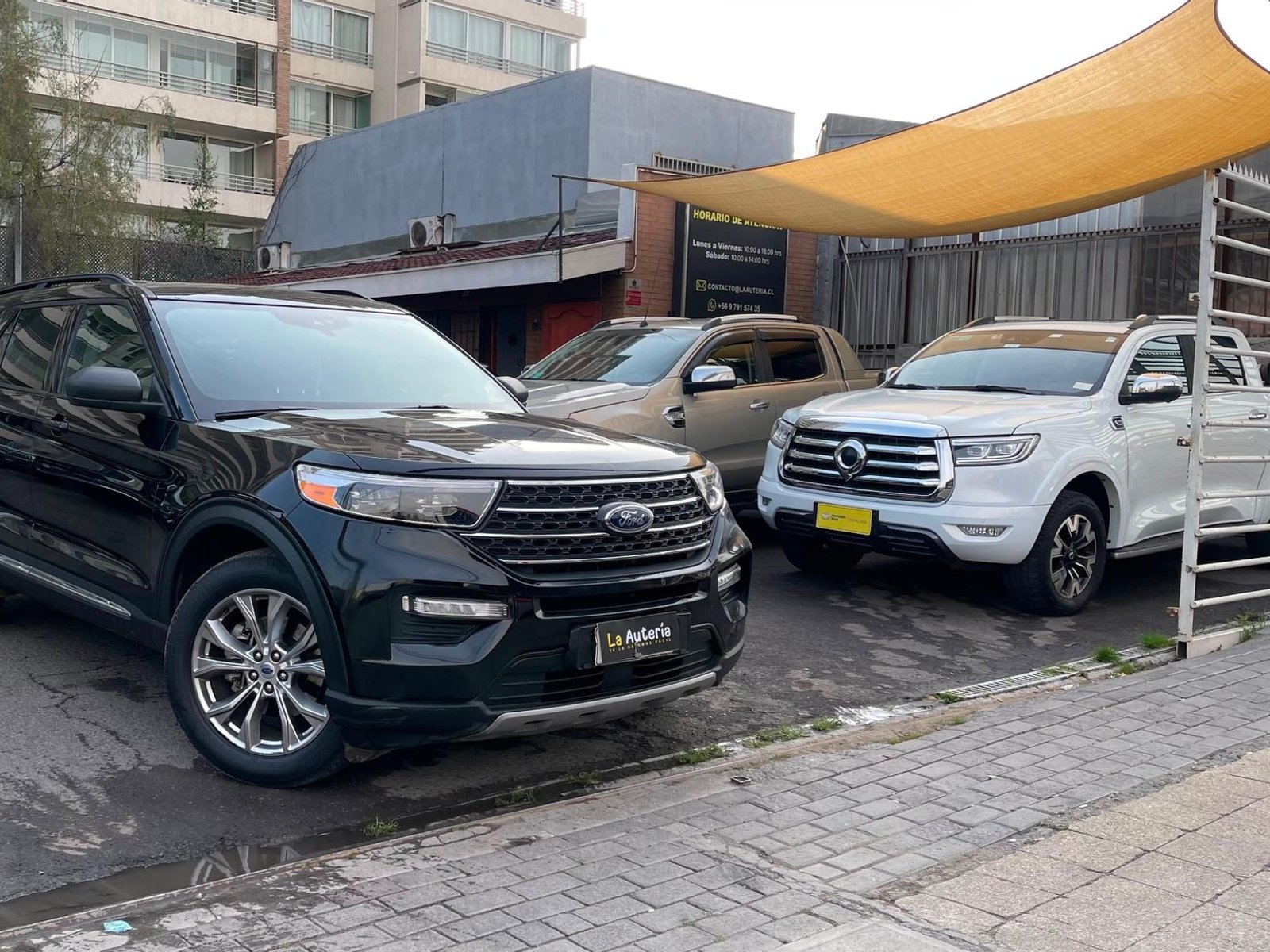 Ford EXPLORER 2024 - Foto 2 de 18