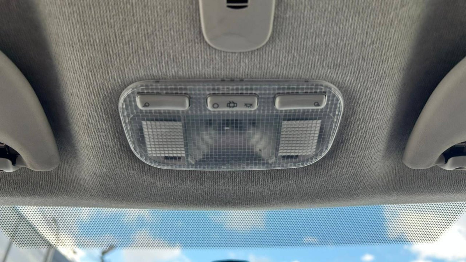 Peugeot 301 VTI 2018 - Imagen 17 de 18