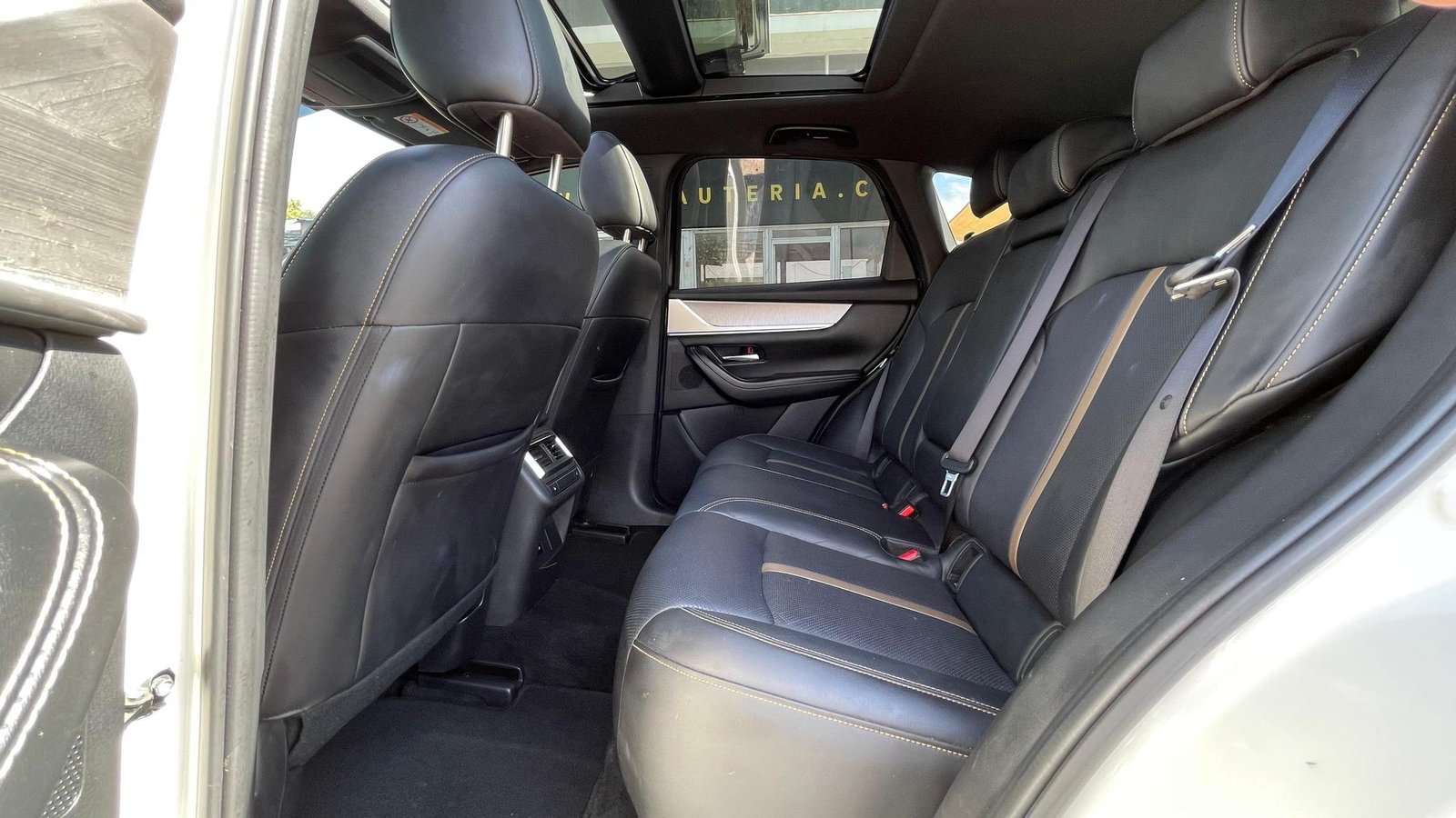 Mazda CX-60 2024 - Imagen 6 de 16