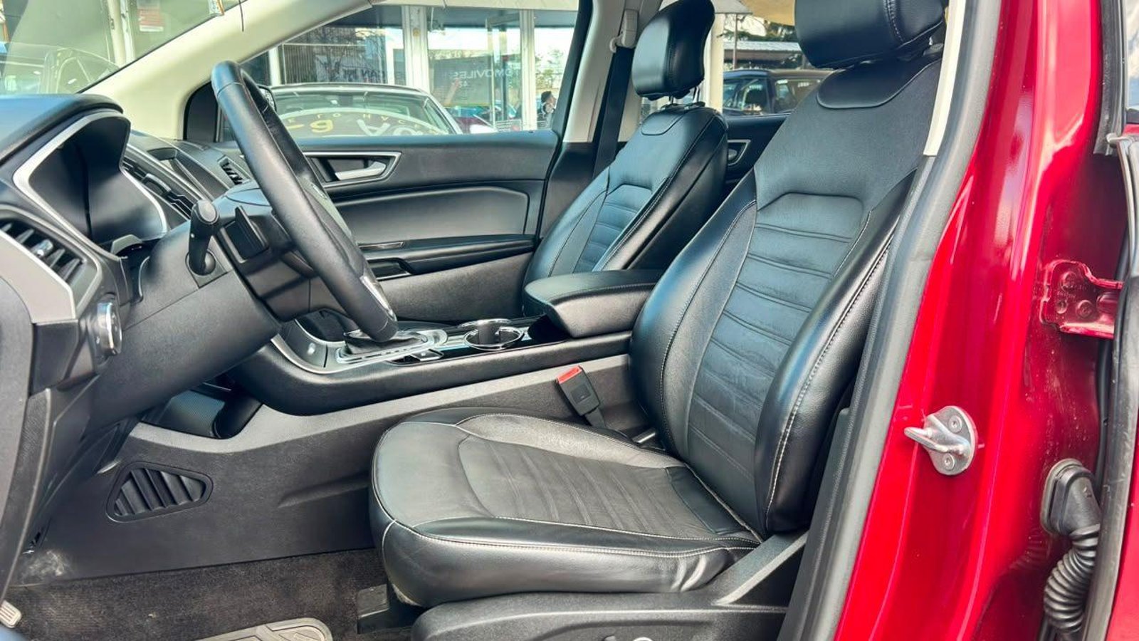 Ford EDGE 2019 - Imagen 6 de 20