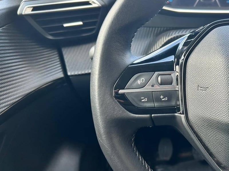 Peugeot 208 2023 - Imagen 18 de 20
