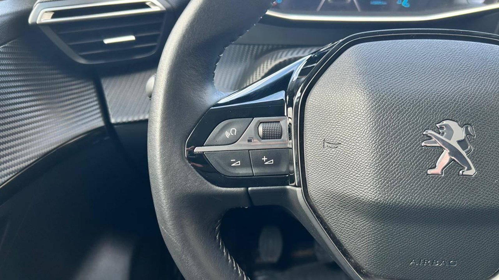 Peugeot 208 2023 - Imagen 18 de 20