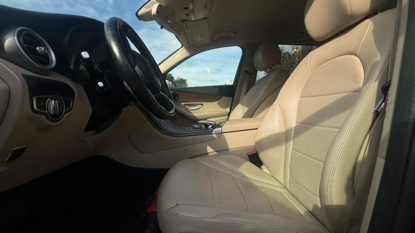 MERCEDES BENZ GLC 220d 2016 - Imagen 7 de 20