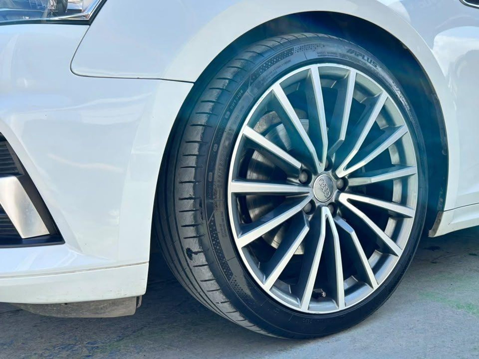 Audi A5 2018 - Foto 5 de 20