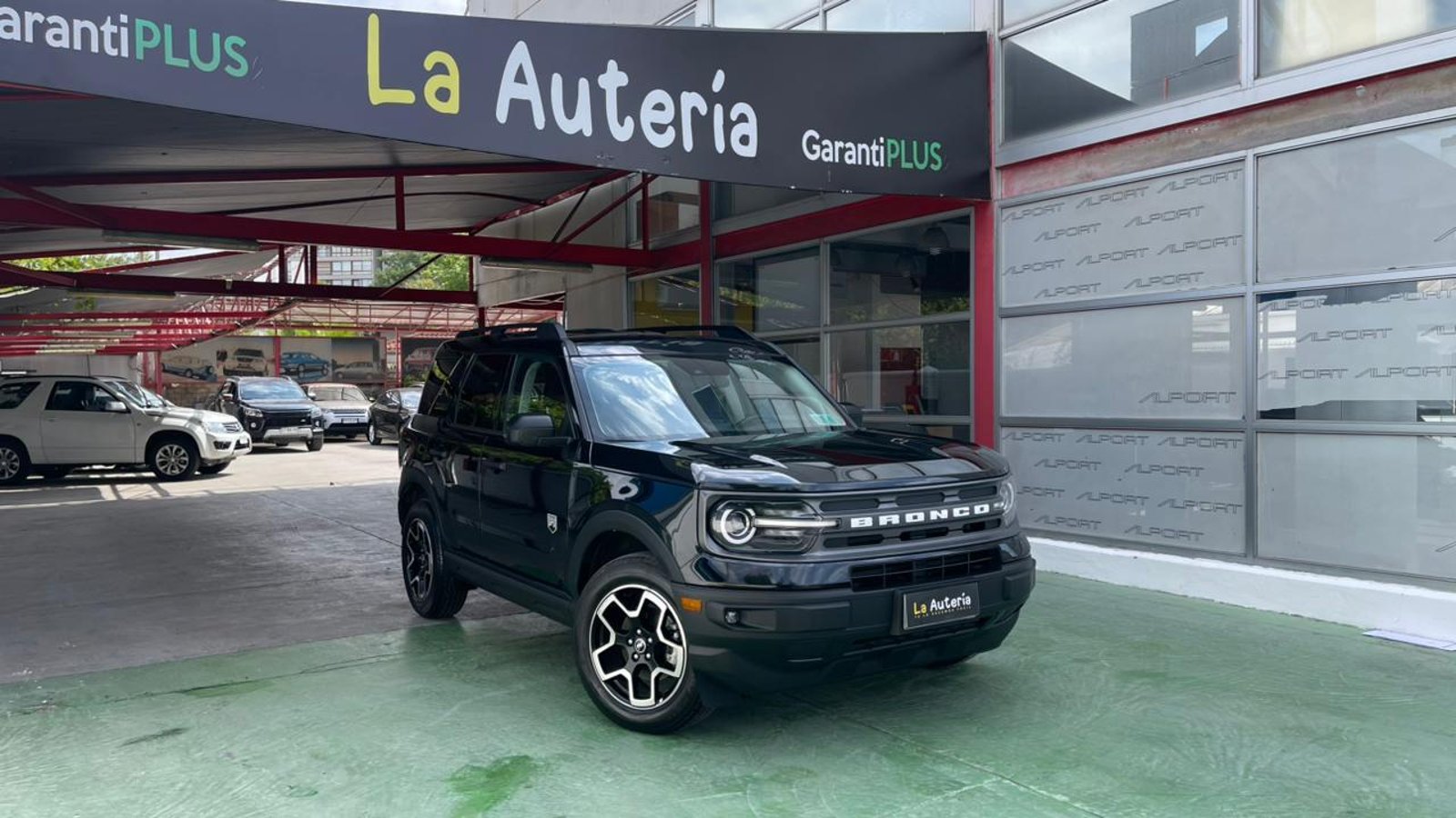 Ford Bronco 2025 - Imagen 3 de 18