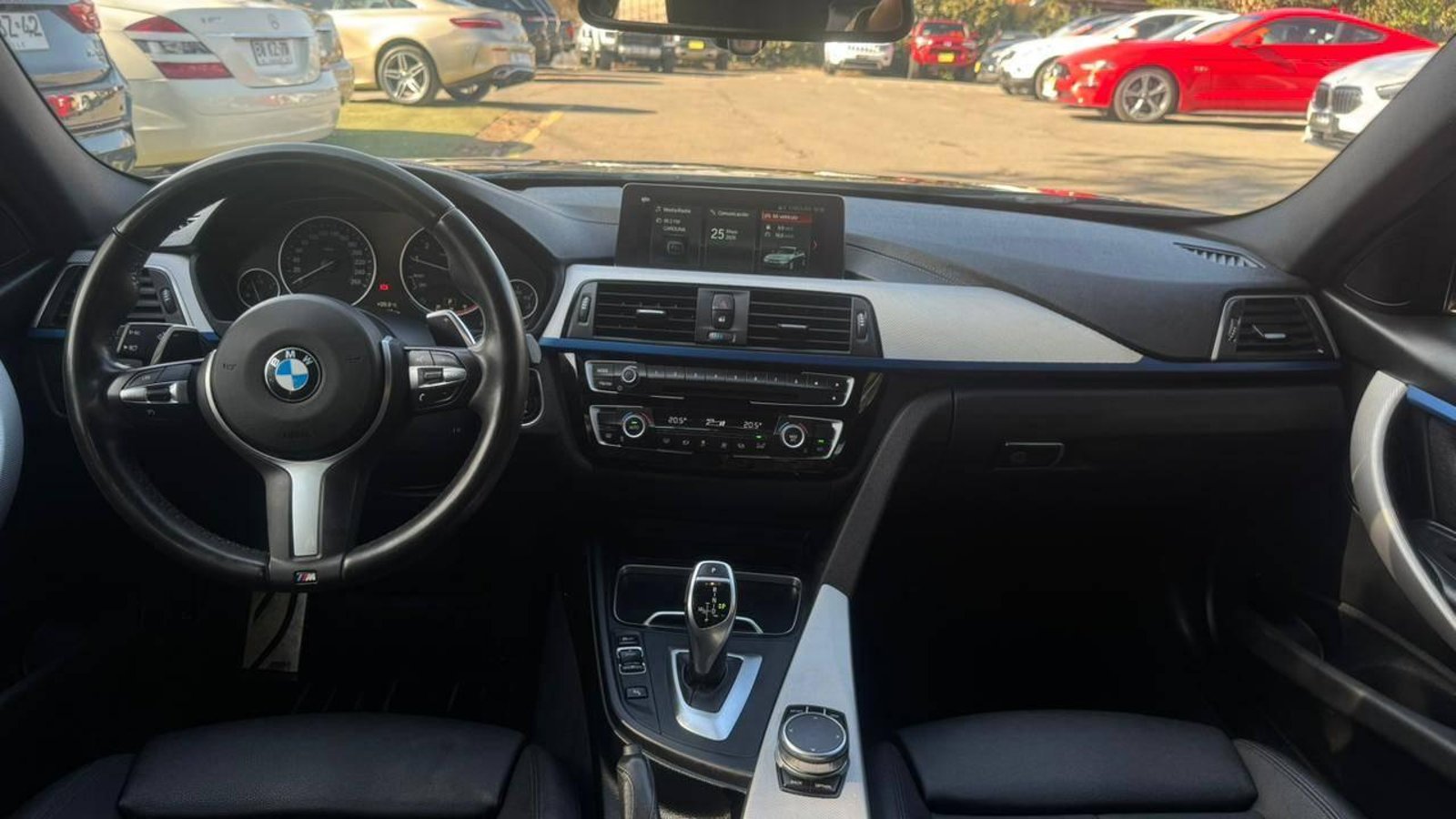BMW 330i 2019 - Imagen 7 de 20