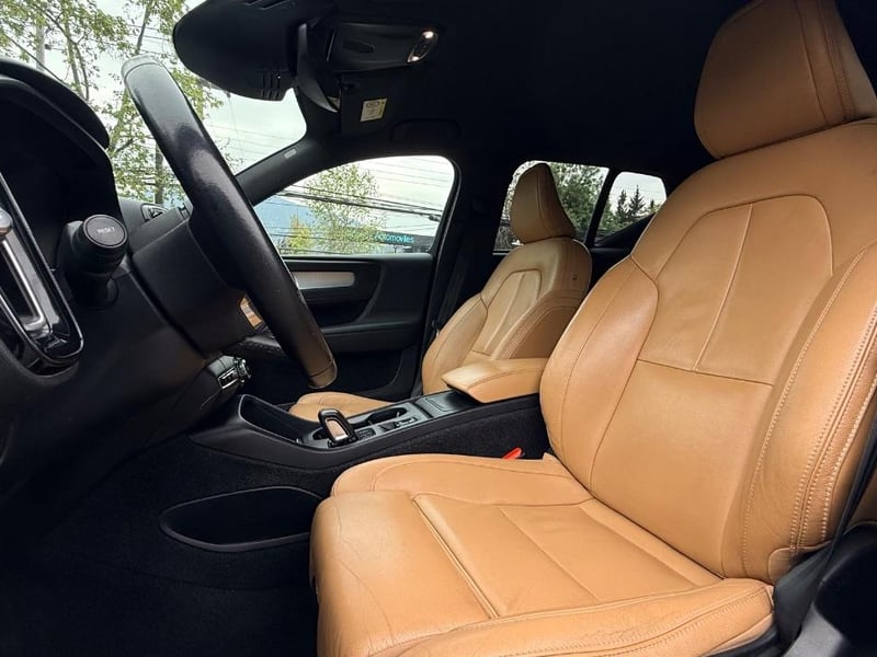 Volvo XC40 2021 - Imagen 6 de 20