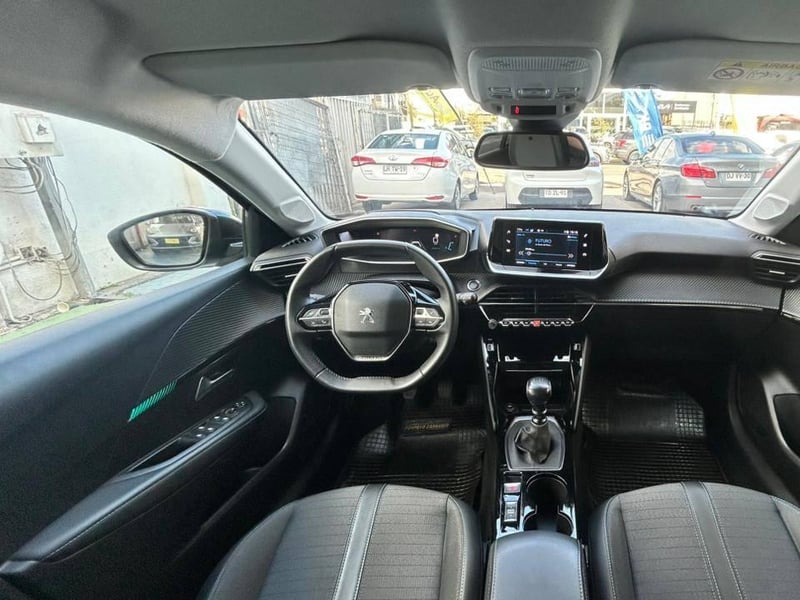 Peugeot 208 2023 - Imagen 10 de 20