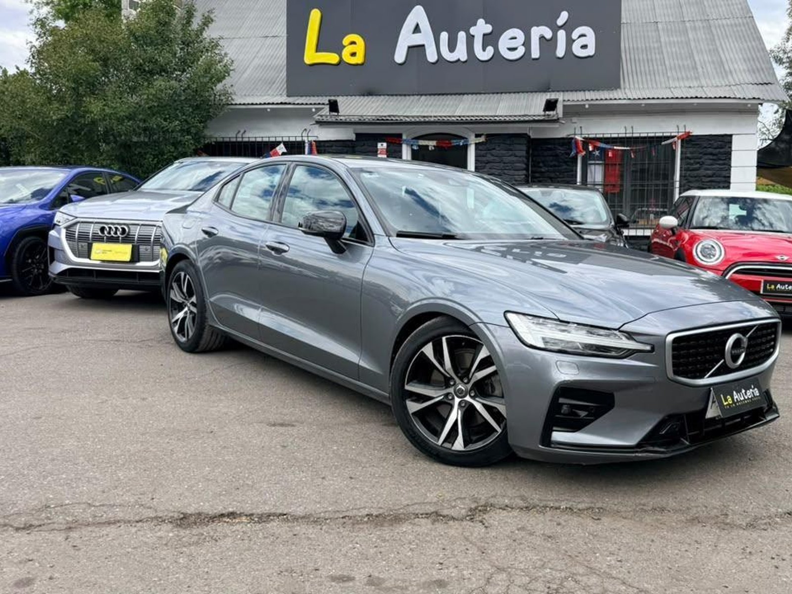 Volvo S60 2021 - Foto 2 de 20