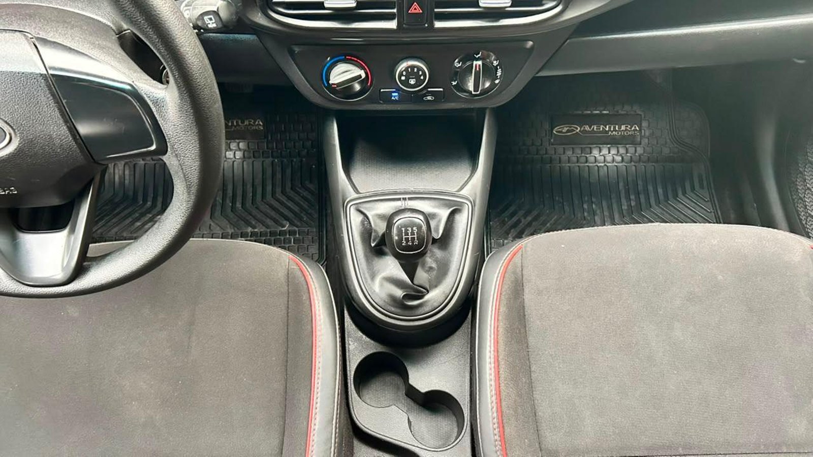 Hyundai Grand I10 2023 - Imagen 14 de 20