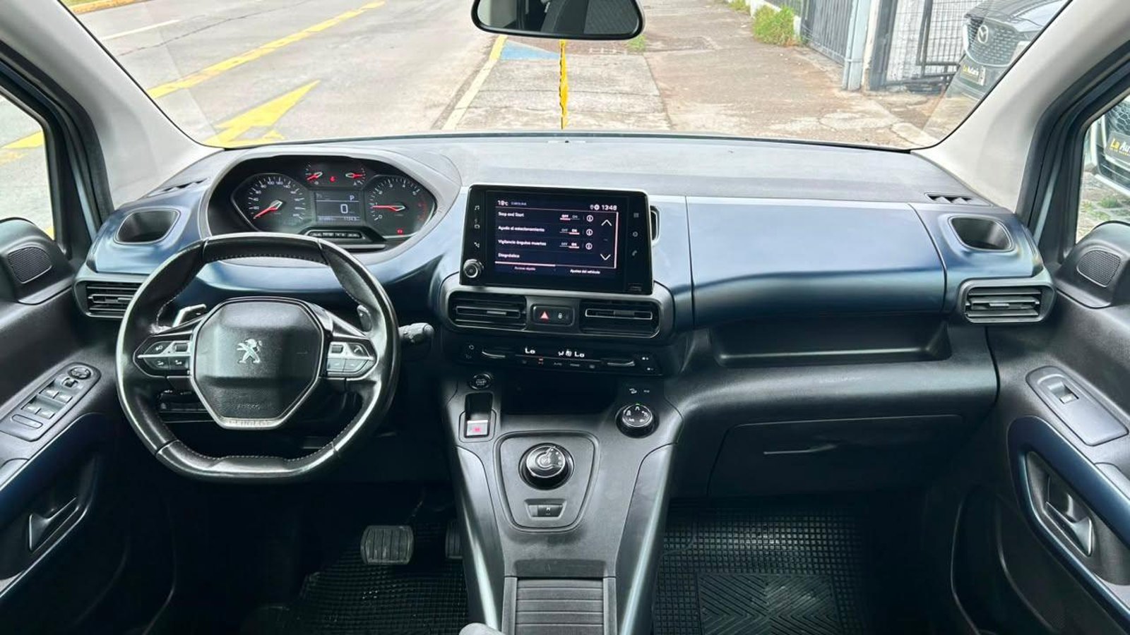 Peugeot Rifter 2022 - Imagen 12 de 20