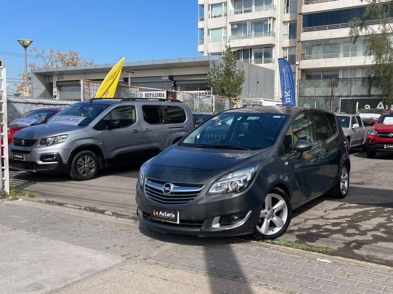 Opel MERIVA COSMO 1 4 AT 2017