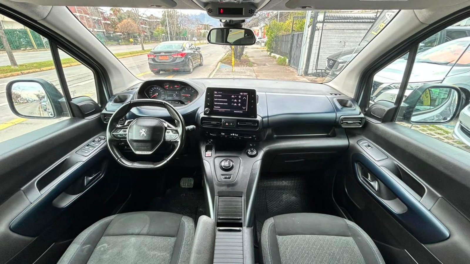 Peugeot Rifter 2022 - Imagen 11 de 20
