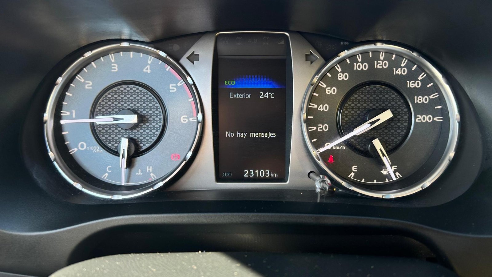 Toyota Hilux 2025 - Imagen 10 de 20