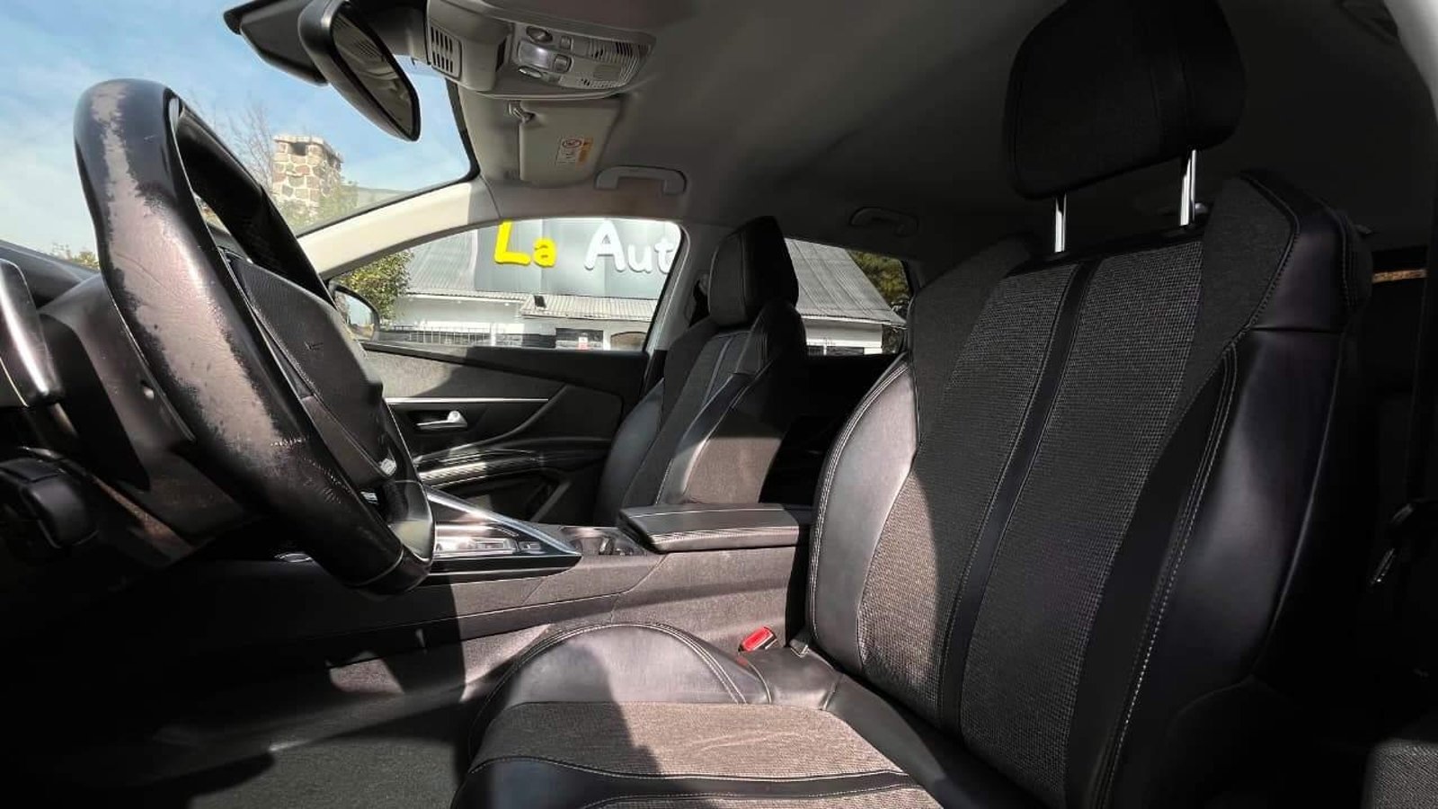 Peugeot 3008 2018 - Foto 5 de 20