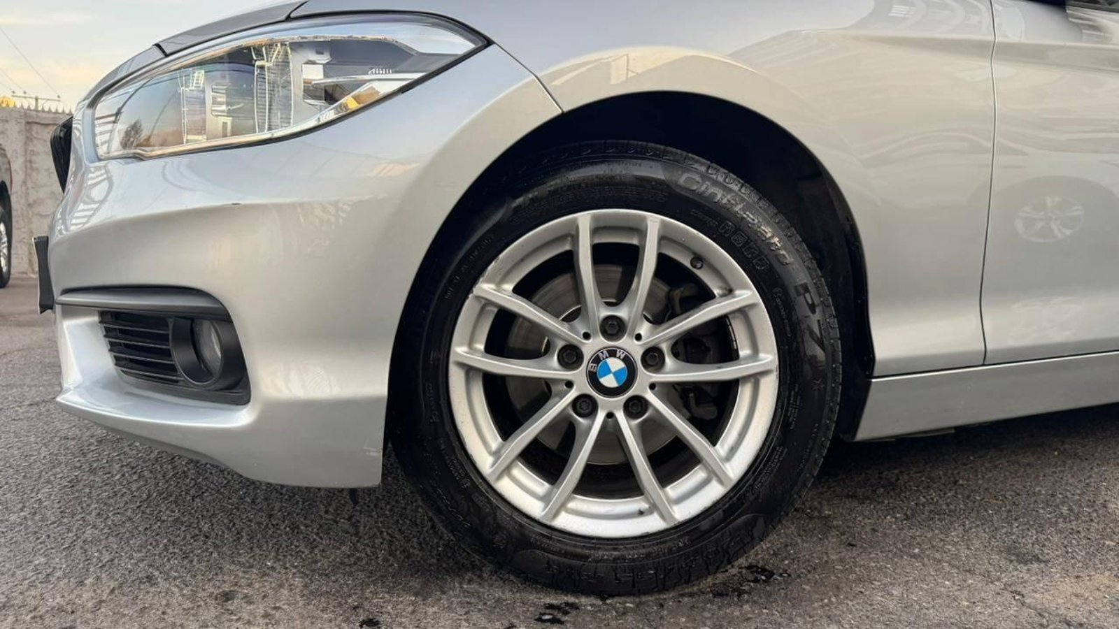 BMW 120i 2017 - Imagen 5 de 20