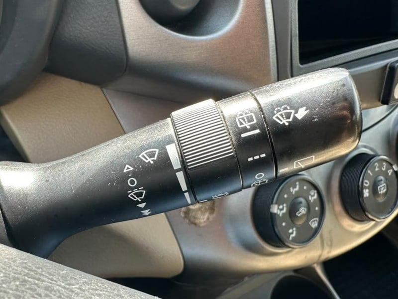 Toyota RAV4 2010 - Imagen 13 de 20