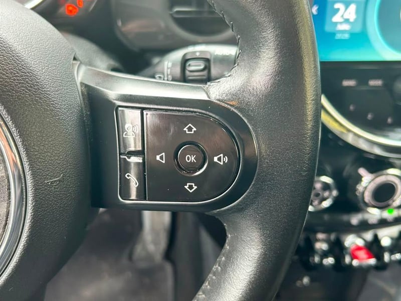 Mini Cooper F56 2023 - Imagen 17 de 20