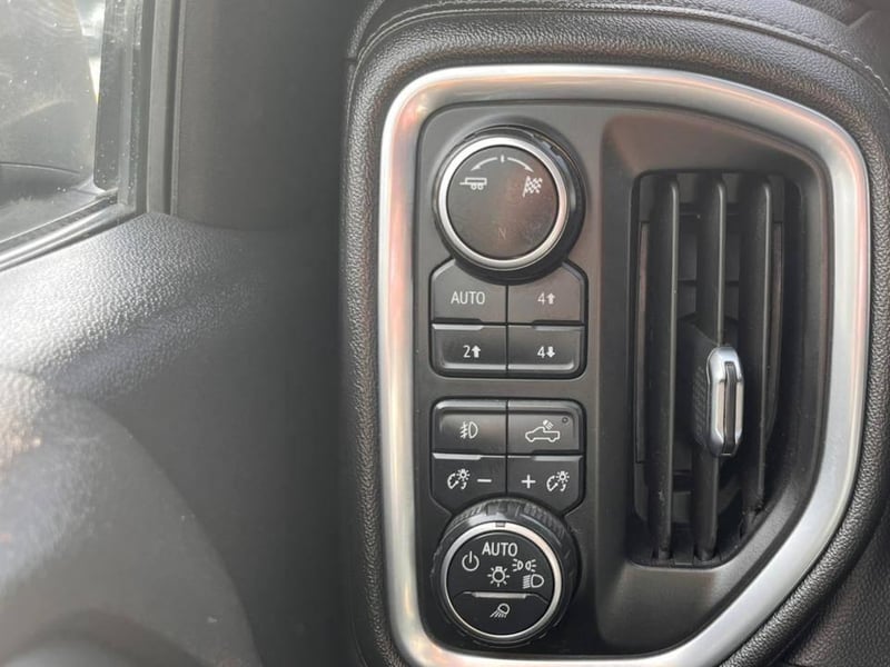 Chevrolet Silverado 2020 - Imagen 19 de 20