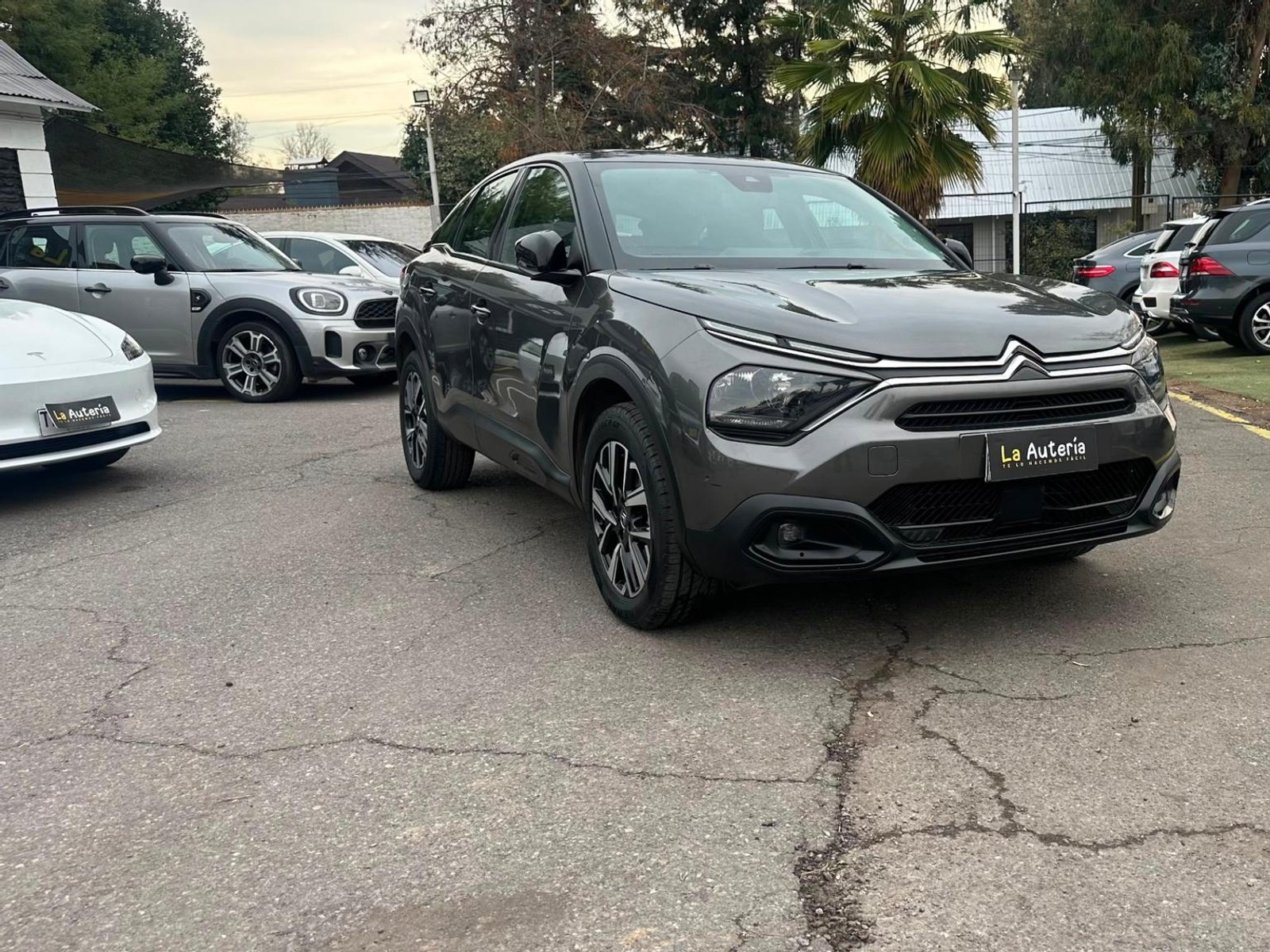 Citroën C4 2022 - Foto 2 de 20