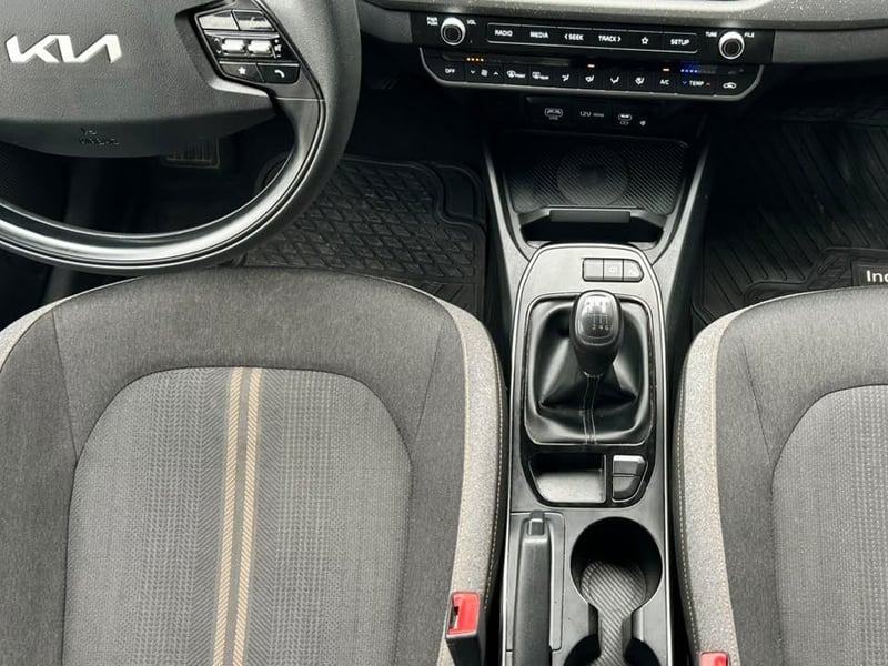 Kia K3 2025 - Imagen 16 de 20