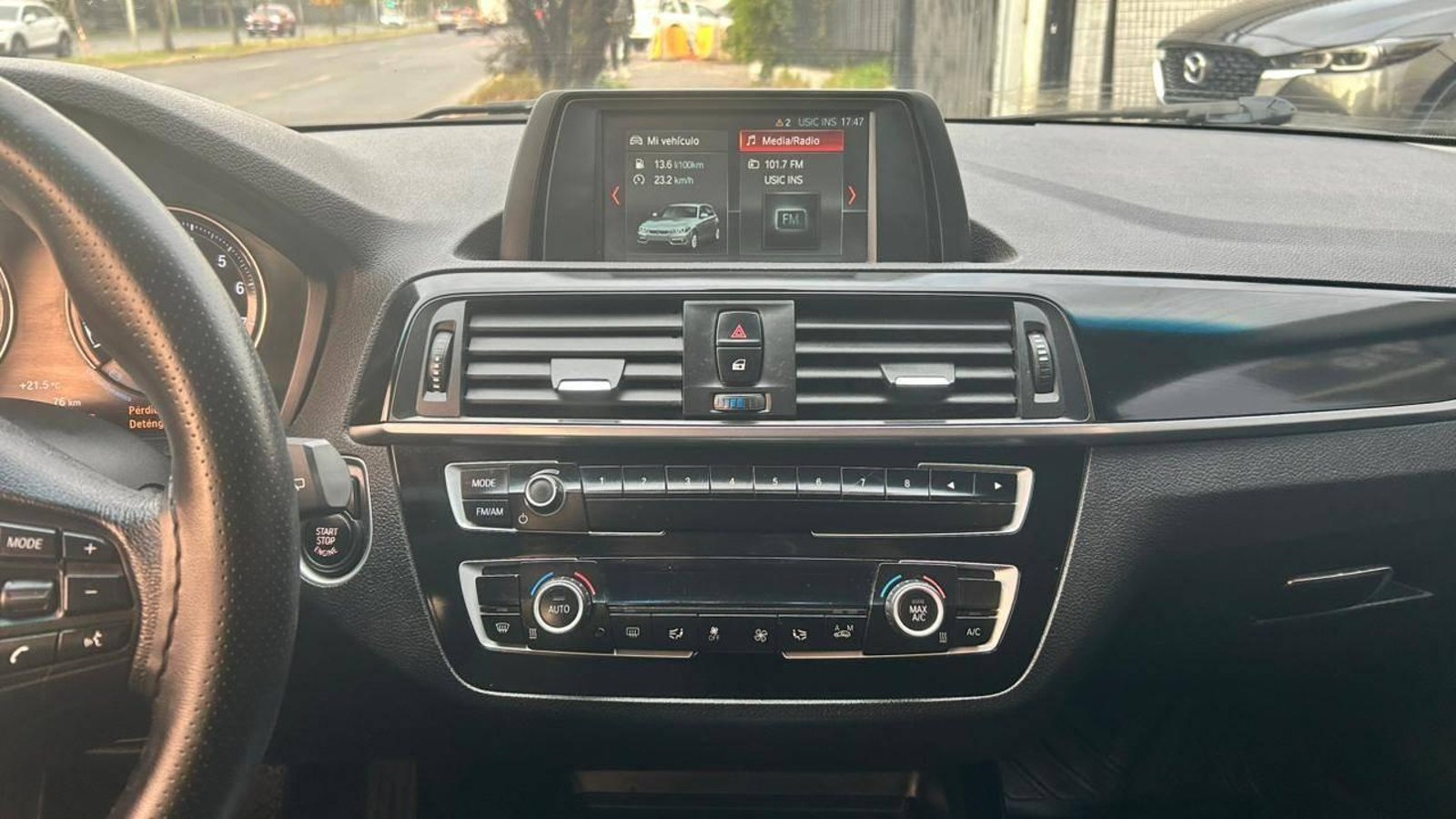 BMW 118I 2018 - Imagen 11 de 20