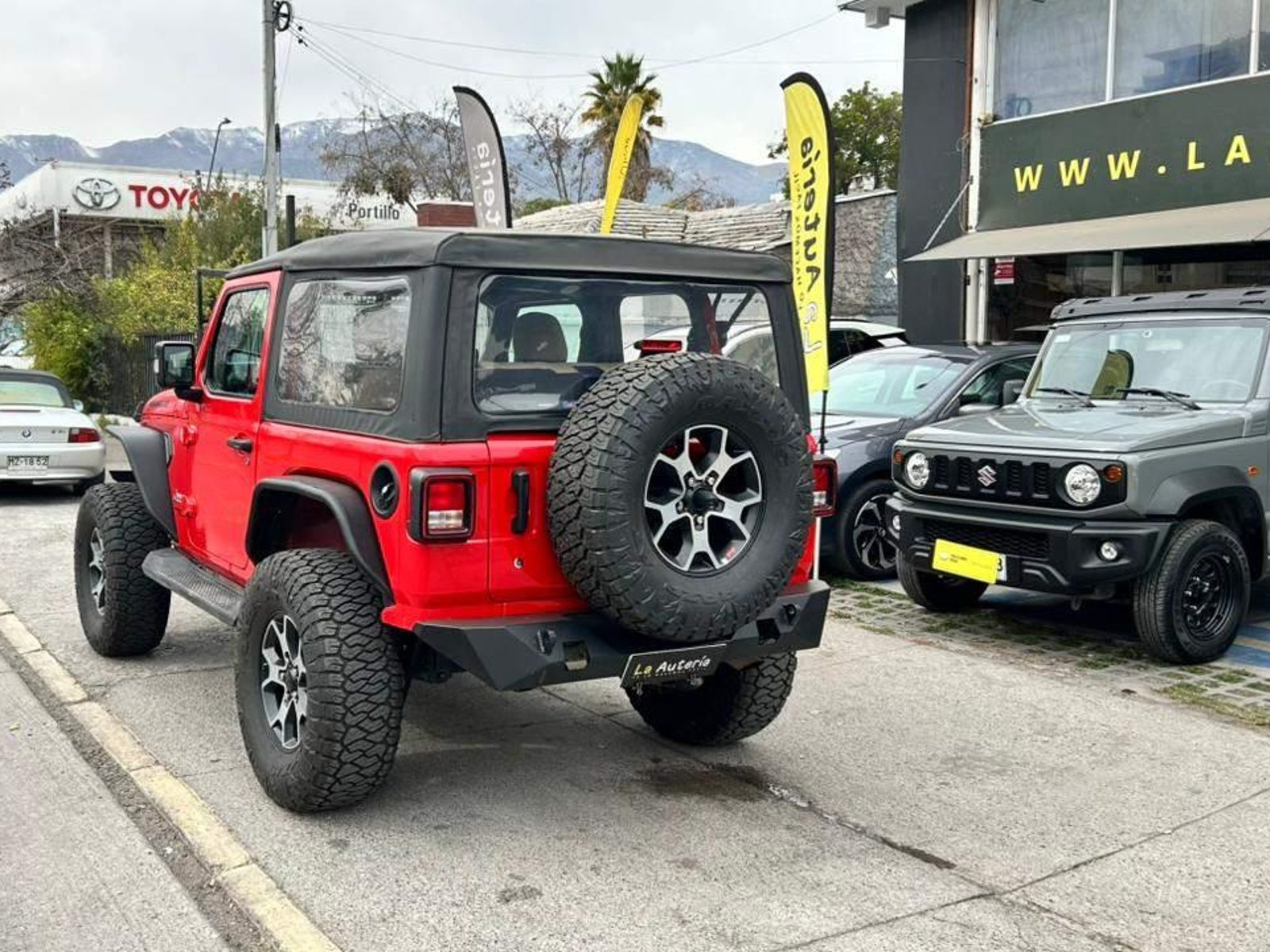 Jeep Wrangler 2020 - Foto 4 de 20