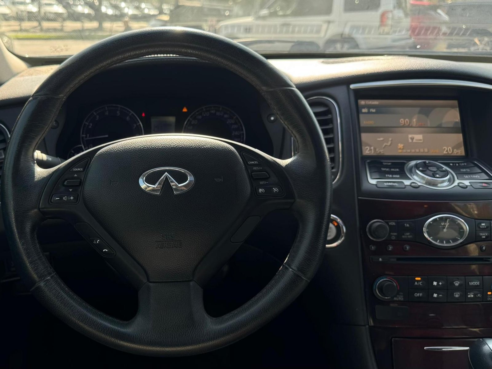 Infiniti QX50 2015 - Foto 5 de 15