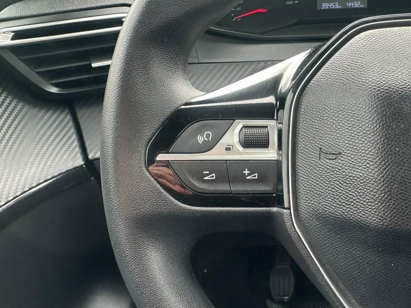 Peugeot 208 2023 - Imagen 16 de 20